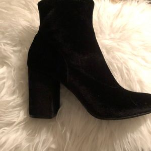 Reaction by Kenneth kole ankle boot